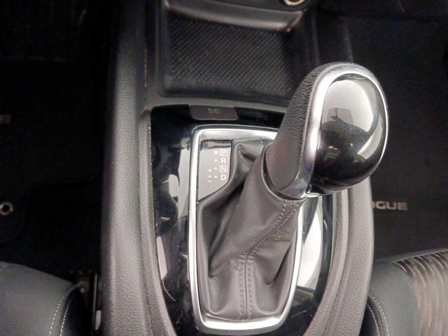 Photo of 2018 Black Nissan Rogue