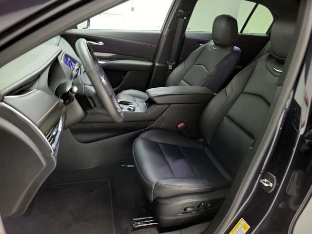 Photo of 2022 Gray Cadillac XT4