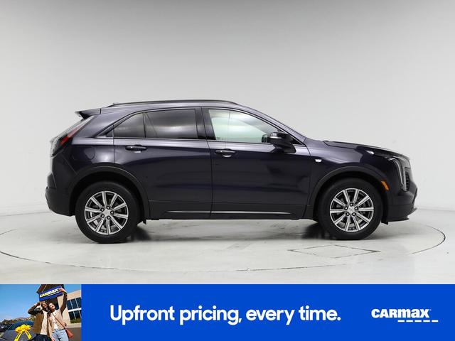 Photo of 2022 Gray Cadillac XT4