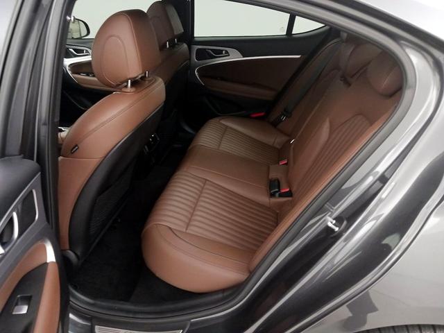 Photo of 2021 Gray Genesis G70