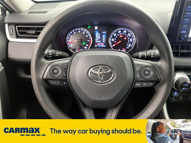 Photo of 2020 Silver Toyota RAV4