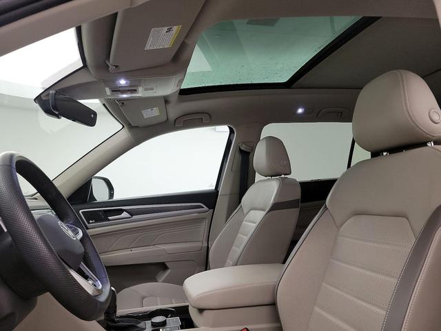 Photo of 2023 Black Volkswagen Atlas