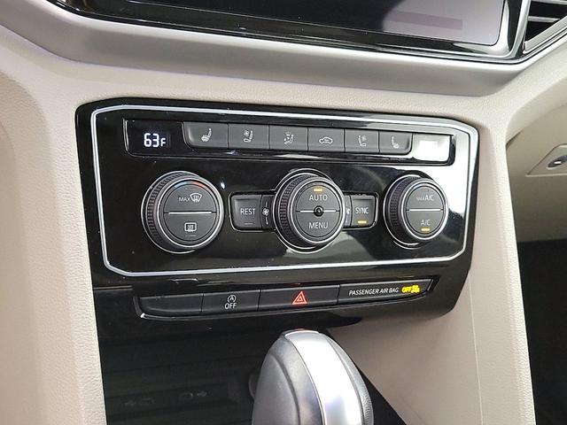 Photo of 2023 Black Volkswagen Atlas