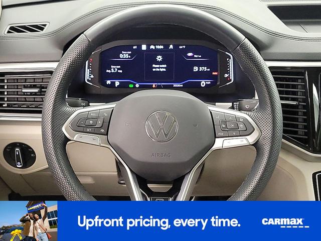 Photo of 2023 Black Volkswagen Atlas