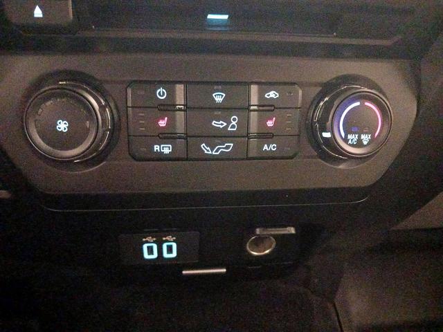 Photo of 2017 Black Ford F-150