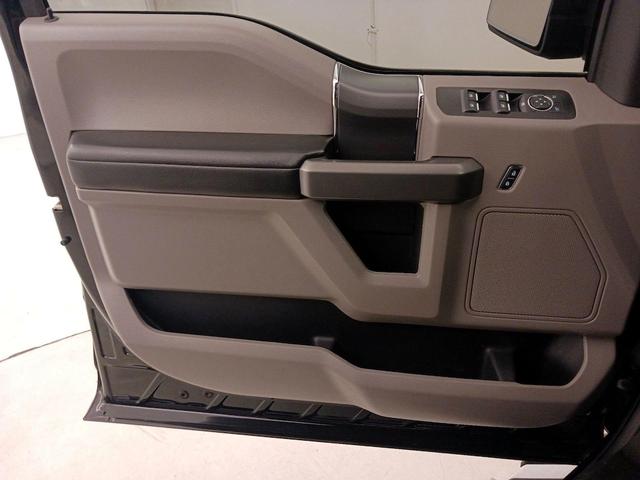 Photo of 2017 Black Ford F-150