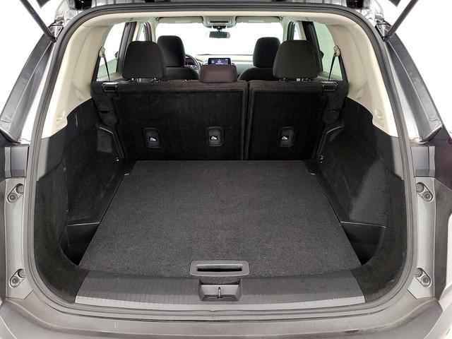 Photo of 2023 Gray Nissan Rogue