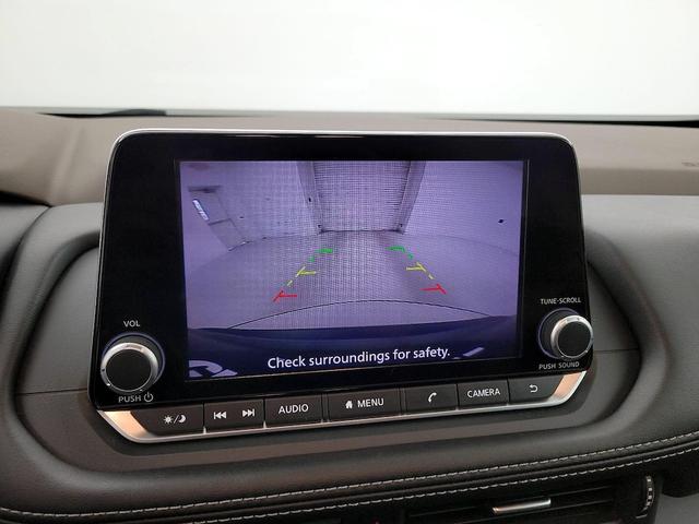 Photo of 2023 Gray Nissan Rogue