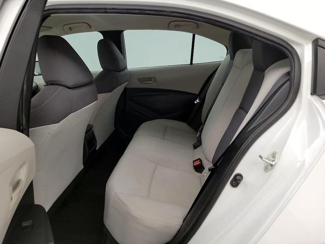 Photo of 2022 White Toyota Corolla
