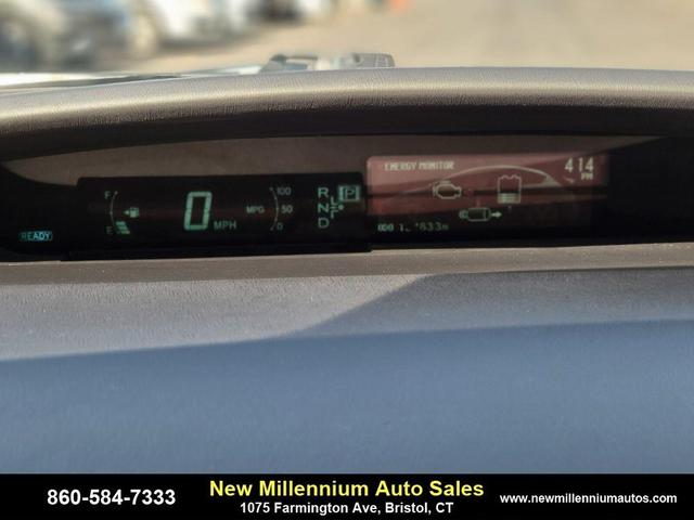 Photo of 2014 Red Toyota Prius