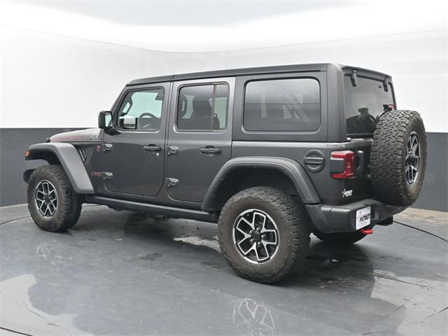 Photo of 2024 Granite Crystal Metallic Clearcoat Jeep Wrangler