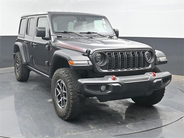 Photo of 2024 Granite Crystal Metallic Clearcoat Jeep Wrangler