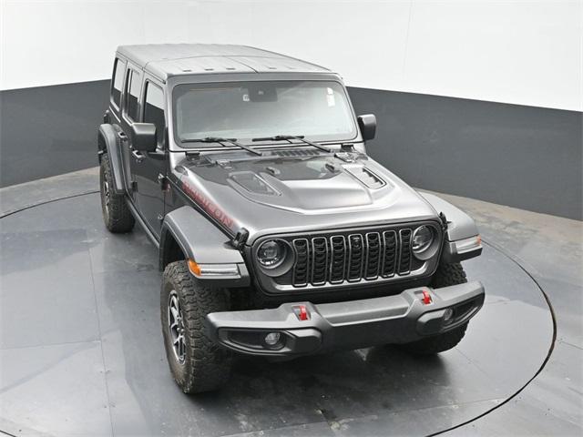 Photo of 2024 Granite Crystal Metallic Clearcoat Jeep Wrangler
