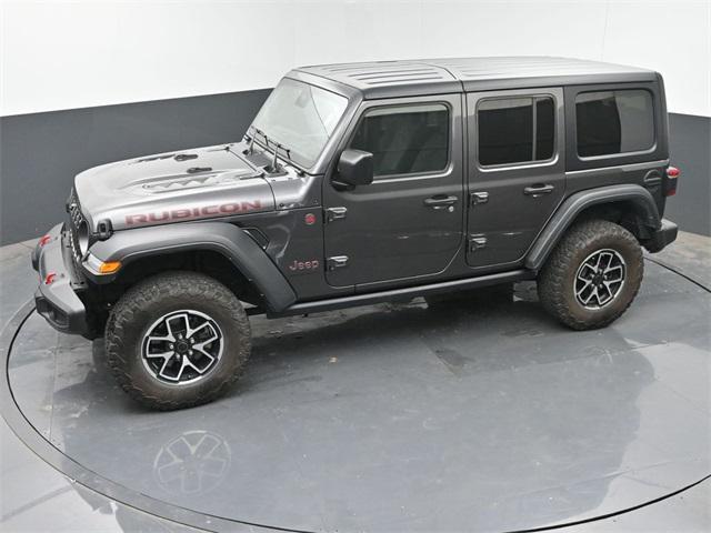Photo of 2024 Granite Crystal Metallic Clearcoat Jeep Wrangler