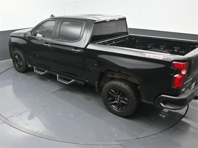 Photo of 2022 Black Chevrolet Silverado 1500