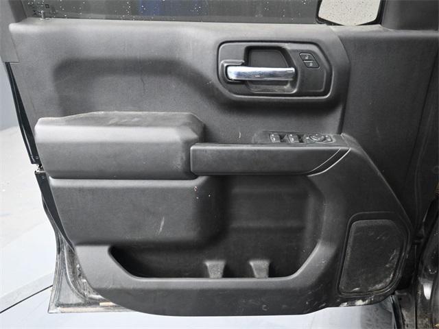 Photo of 2022 Black Chevrolet Silverado 1500