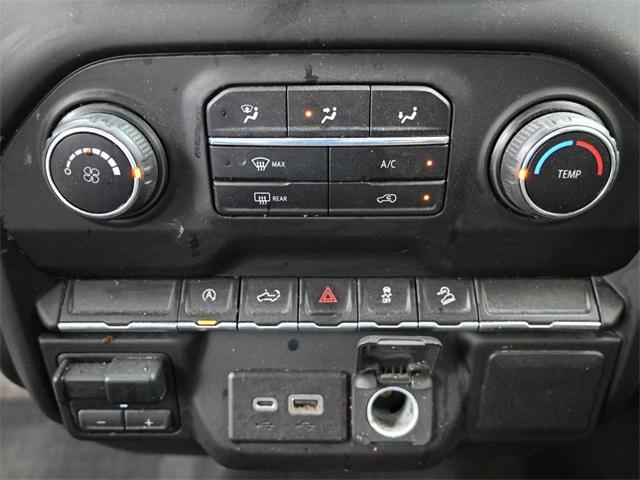 Photo of 2022 Black Chevrolet Silverado 1500