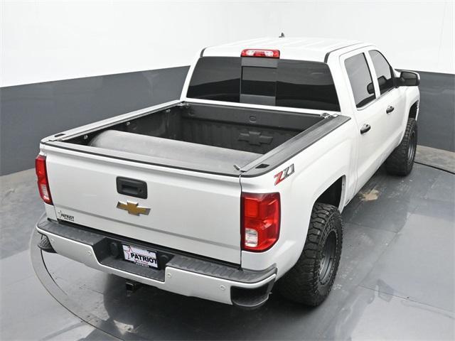 Photo of 2018 Iridescent Pearl Tricoat Chevrolet Silverado 1500