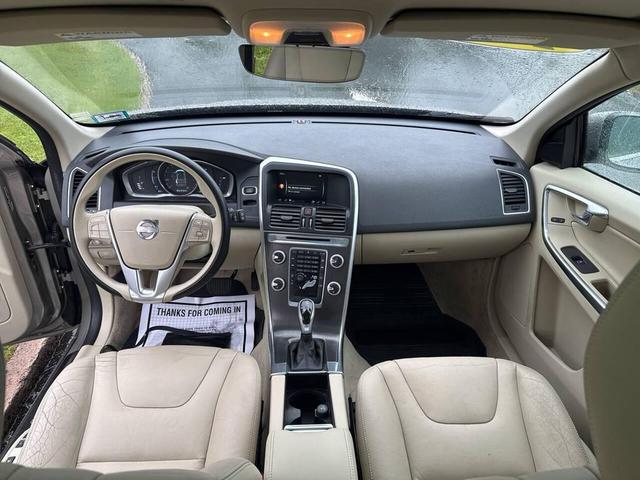 Photo of 2015 Beige Volvo XC60