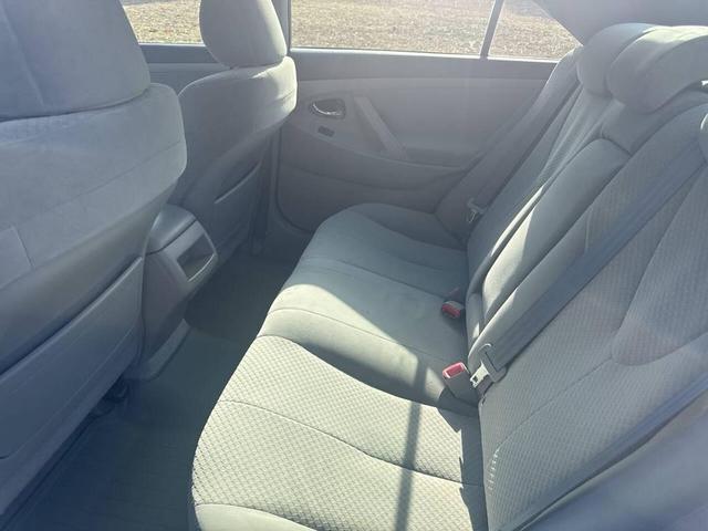 Photo of 2007 Silver Toyota Camry