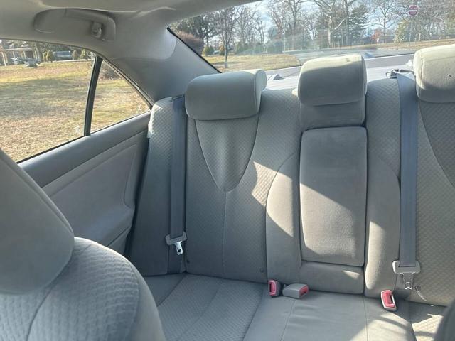 Photo of 2007 Silver Toyota Camry