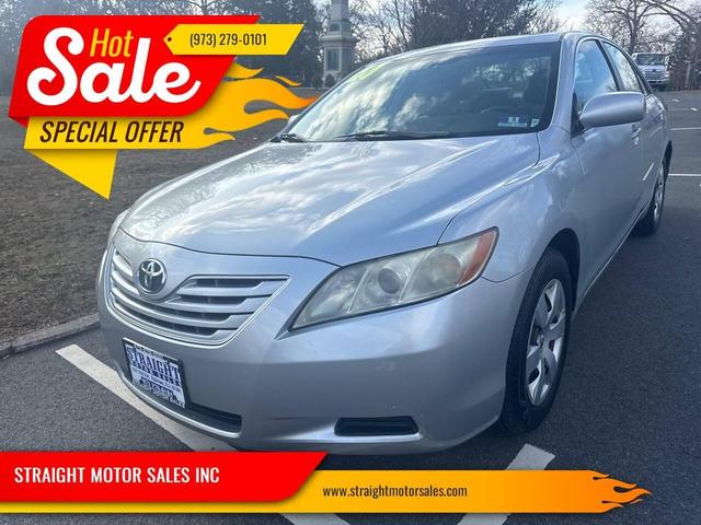 Photo of 2007 Silver Toyota Camry