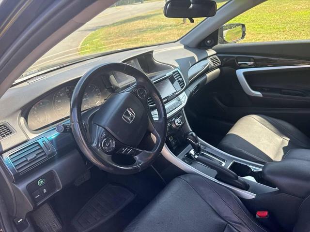 Photo of 2013 Black Honda Accord