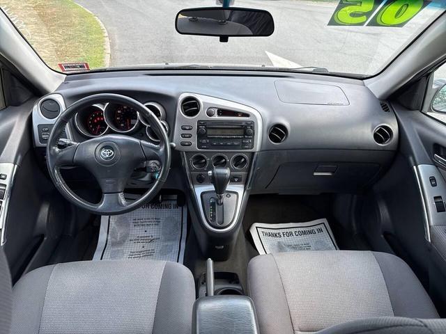 Photo of 2005 Gray Toyota Matrix
