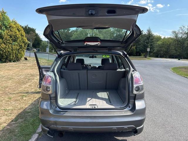 Photo of 2005 Gray Toyota Matrix
