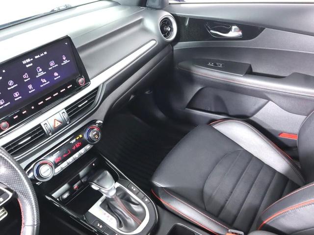Photo of 2022 Sporty Blue Kia Forte