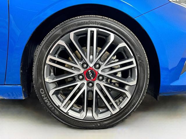 Photo of 2022 Sporty Blue Kia Forte
