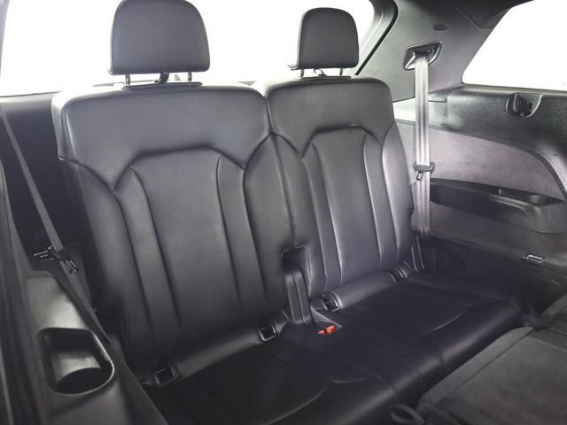 Photo of 2019 Florett Silver Metallic Audi Q7