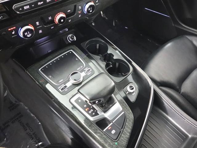 Photo of 2019 Florett Silver Metallic Audi Q7
