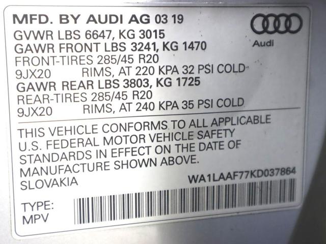 Photo of 2019 Florett Silver Metallic Audi Q7