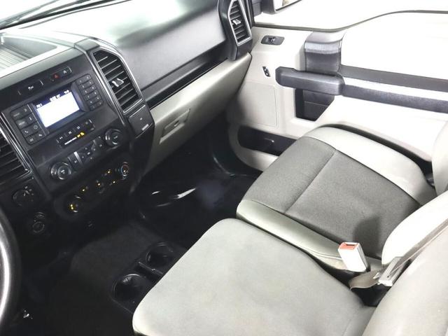 Photo of 2019 Oxford White Ford F-150