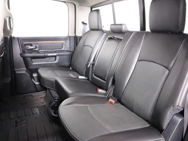 Photo of 2016 Granite Crystal Metallic Clearcoat RAM 1500