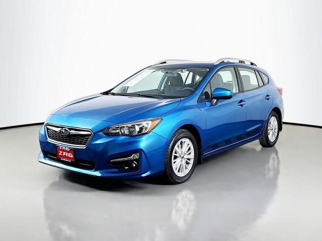 Photo of 2018 Island Blue Pearl Subaru Impreza