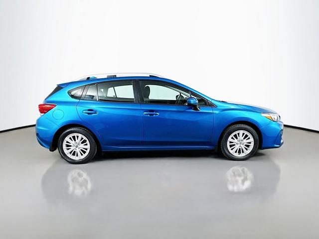 Photo of 2018 Island Blue Pearl Subaru Impreza