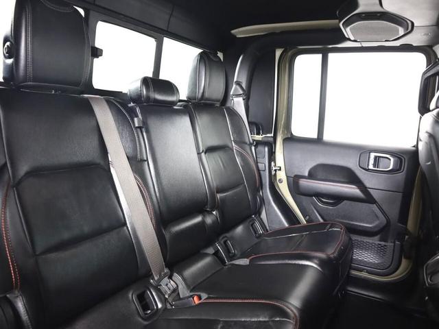 Photo of 2020 Gator Clearcoat Jeep Gladiator