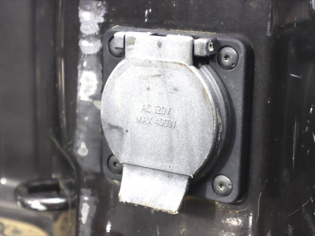 Photo of 2022 Brownstone Metallic GMC Sierra 1500
