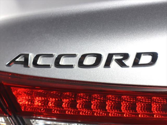 Photo of 2021 Lunar Silver Metallic Honda Accord