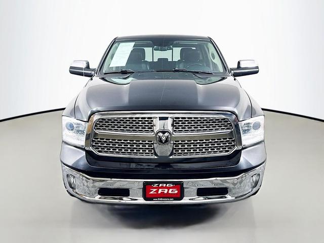 Photo of 2016 Brilliant Black Crystal Pearl RAM 1500