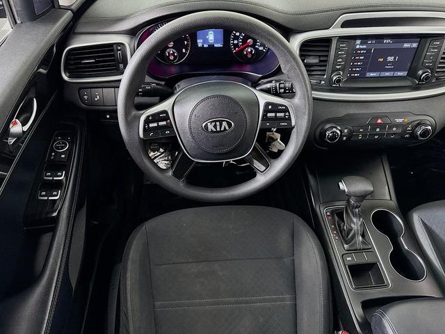 Photo of 2019 Platinum Graphite Kia Sorento