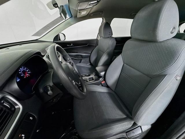 Photo of 2019 Platinum Graphite Kia Sorento