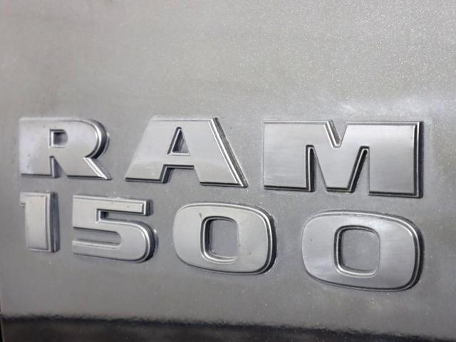 Photo of 2018 Brilliant Black Crystal Pearlcoat RAM 1500