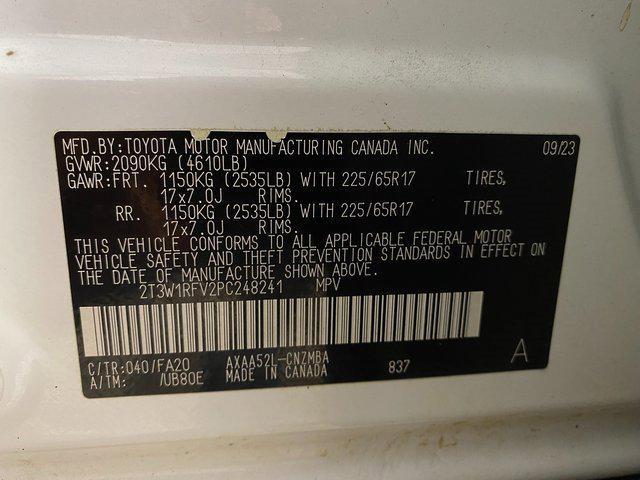 Photo of 2023 Ice Cap Toyota RAV4