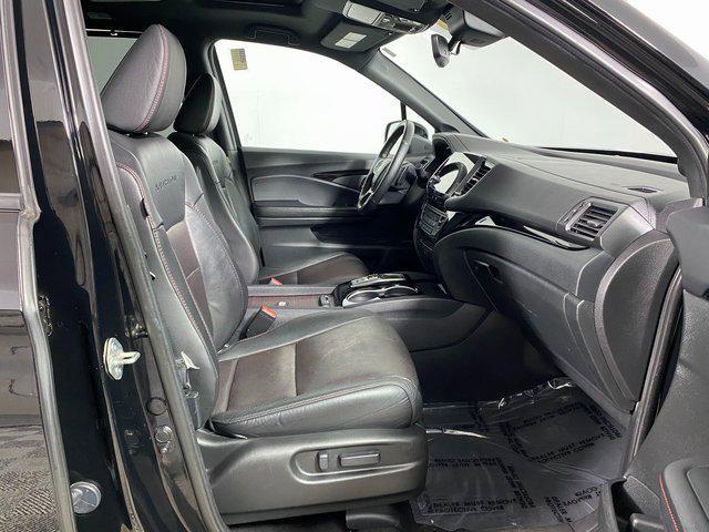 Photo of 2021 Crystal Black Pearl Honda Pilot