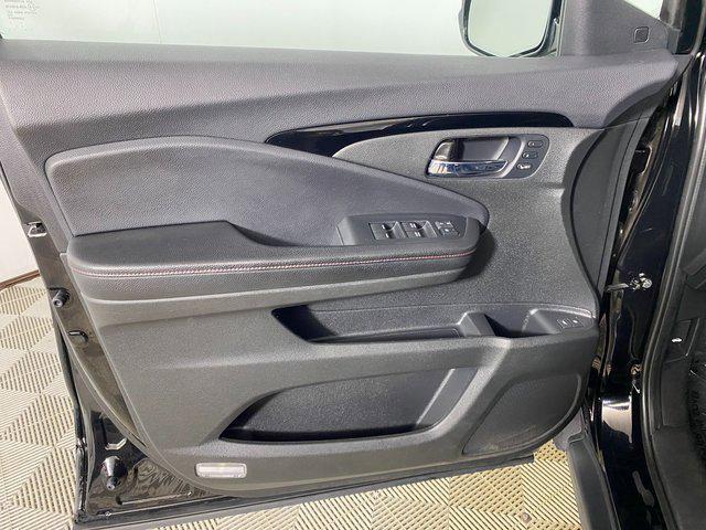 Photo of 2021 Crystal Black Pearl Honda Pilot
