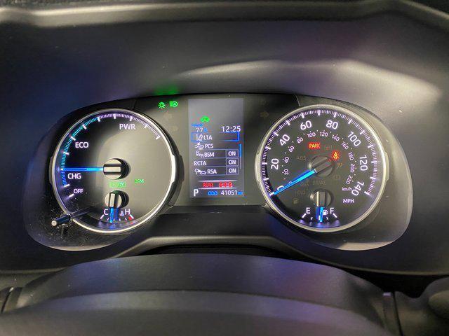 Photo of 2022 Silver Sky Metallic Toyota RAV4 Hybrid