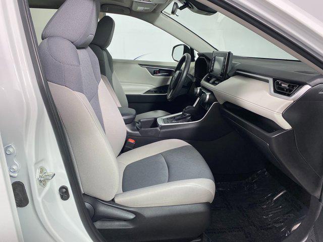 Photo of 2022 White Toyota RAV4